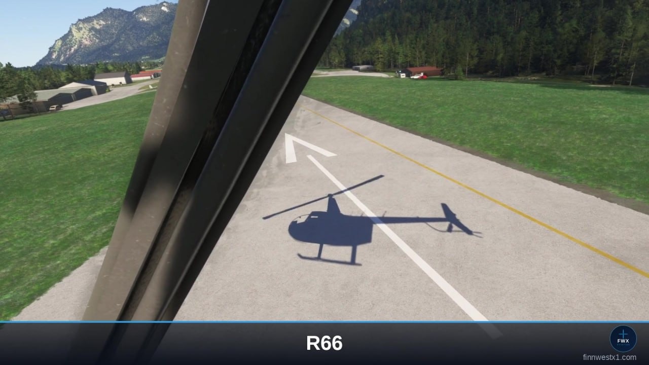 Blick am Türrahmen der R66 vorbei auf den Rollweg: der Schatten mit dem schlanken Heckausleger unter dem drehenden Hauptrotor.